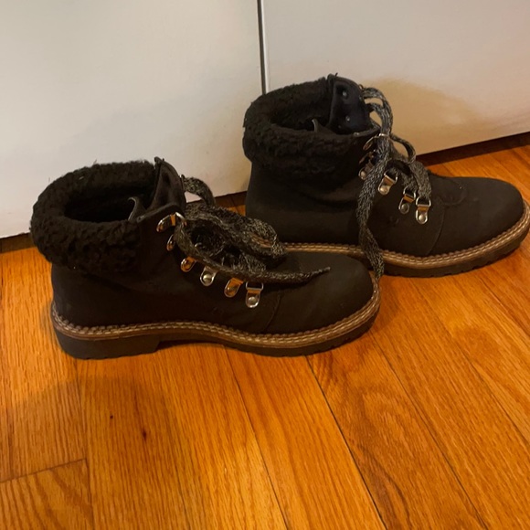 Boots - Picture 1 of 3